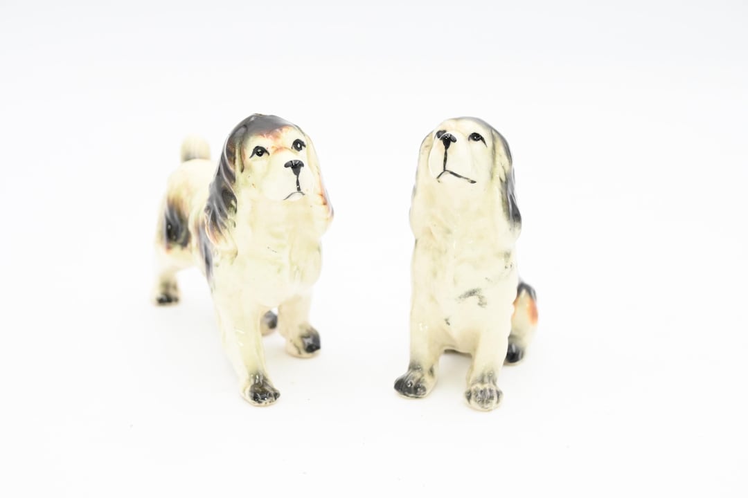 ヴィンテージ。磁器製のコッカースパニエル？犬のソルト＆ペッパー