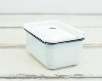 Rare Antique . Graniteware Enamelware Dated 1918  Refrigerator Box Medical Box White and Black With Lid +