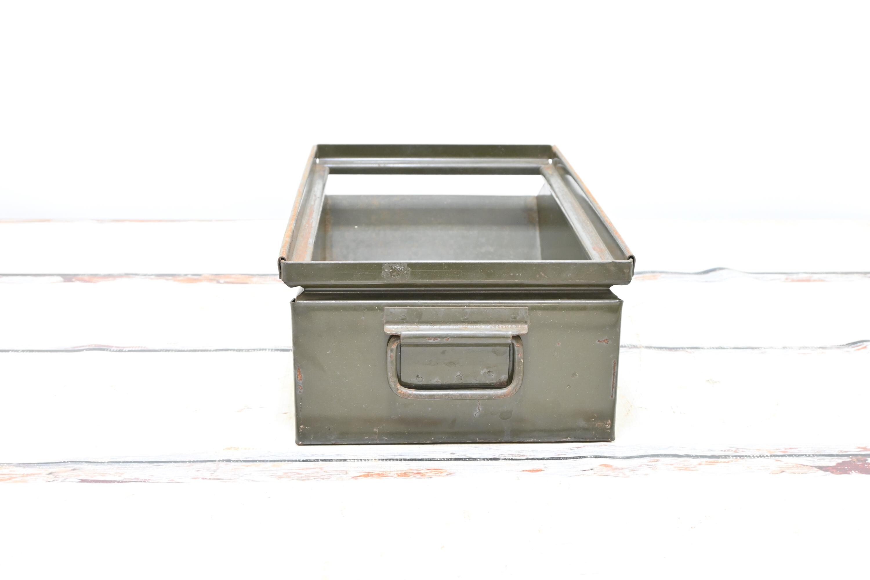 VINTAGE STACKING ボックス Vintage . Stackbin Metal Box Industrial Stacking Bins Parts Bin
