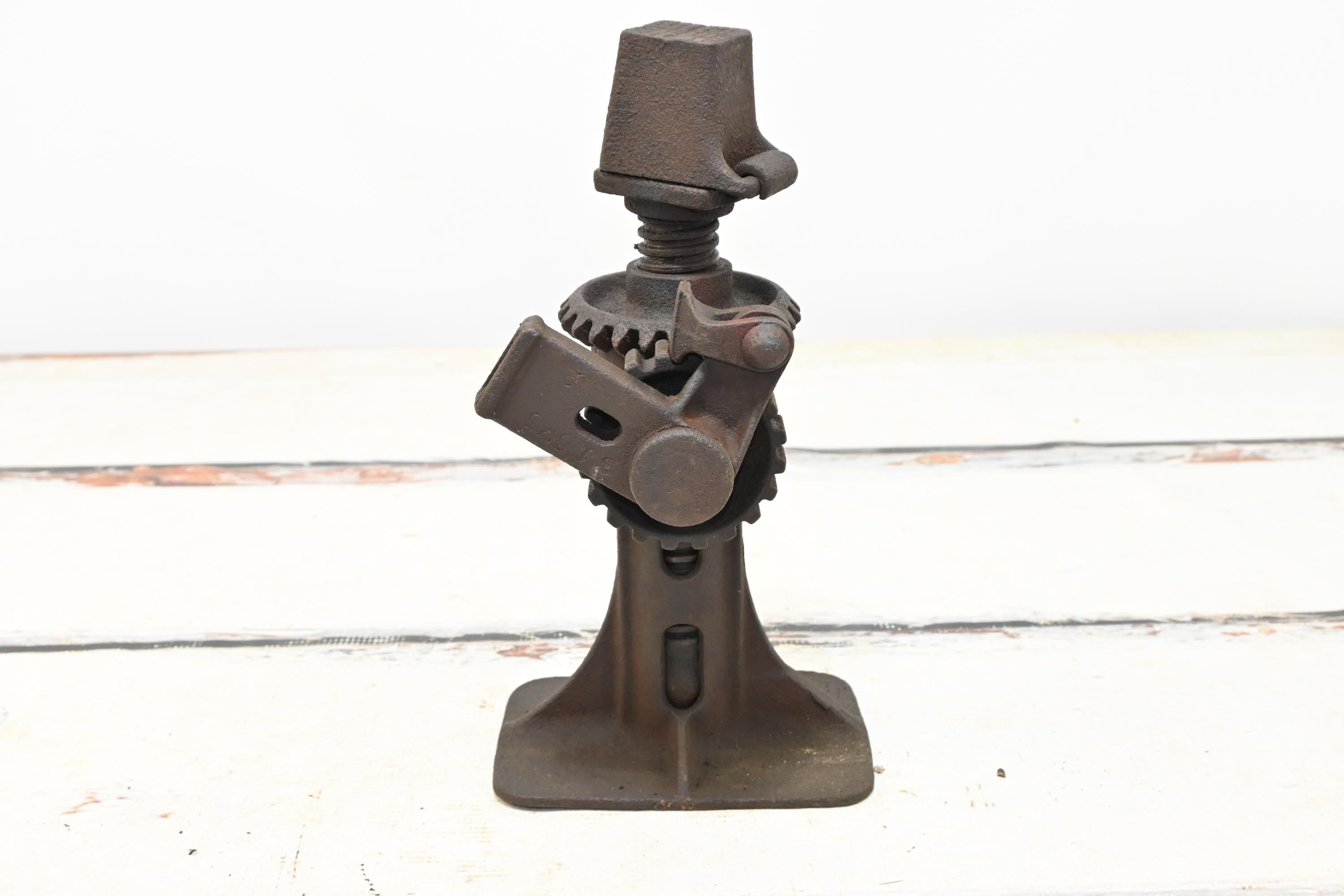 Vintage/antique Ford Model A,T No. 16 Flip Top Ratchet Jack Car
