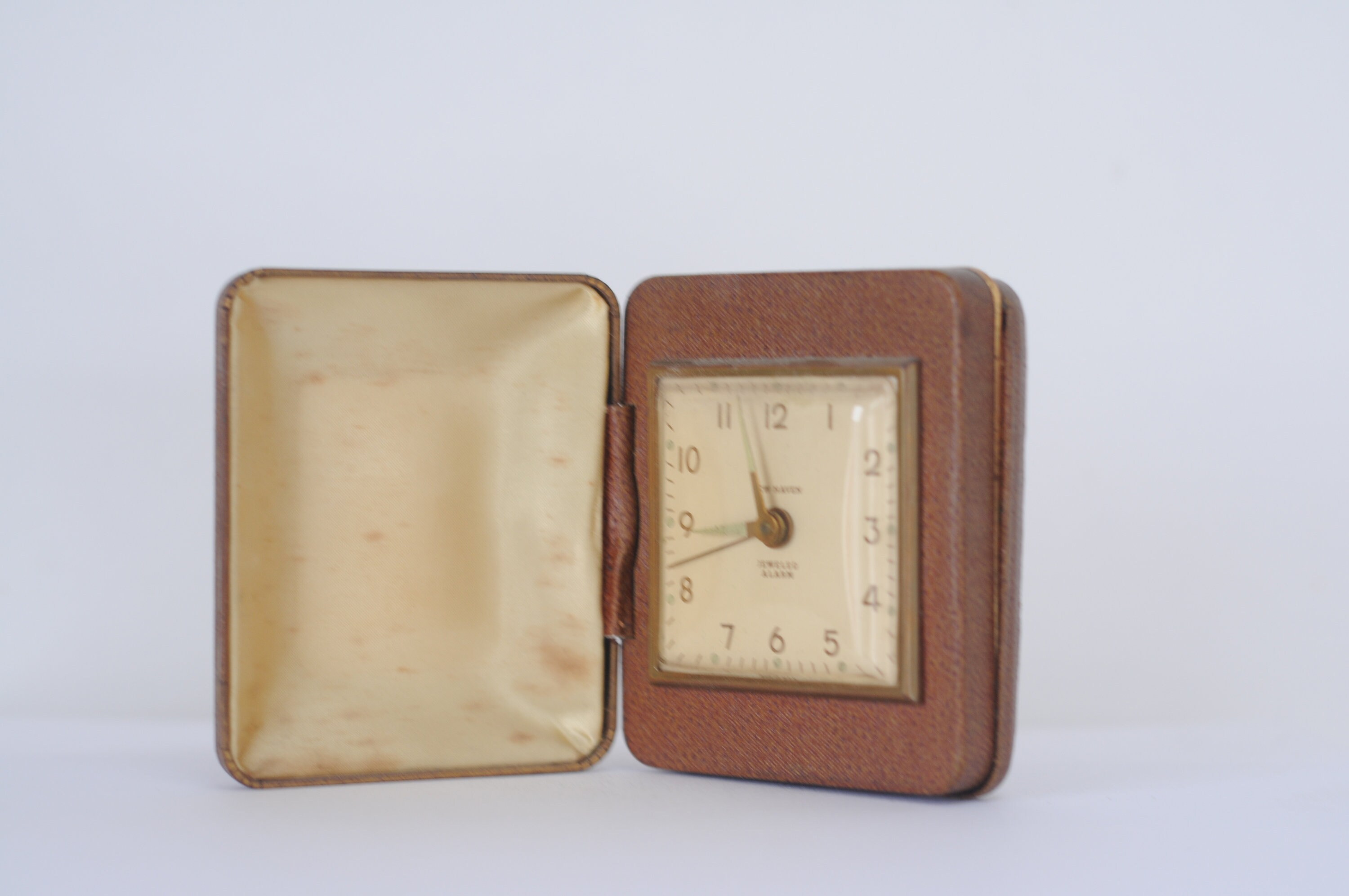 快適グッズ・旅行小物 HERVE HOUPLAIN Travel Clock il_fullxfull.2816504576_ph4g.jpg