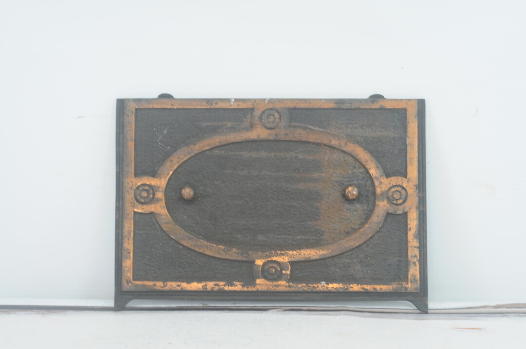 Antique . Cast Iron Salvage Grate Front Panel Insert Fireplace Salvage