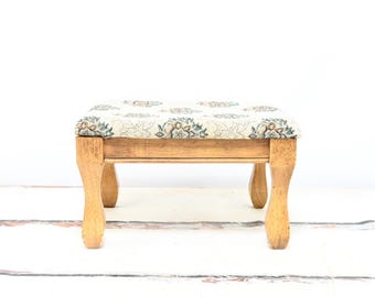 Vintage . Rosalco Commodore Wood Foot Stool Tapestry Top With Wood Legs