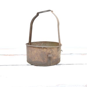 Vintage Metal Mesh Basket Industrial Vintage Metal Wire Basket Parts Washing Basket