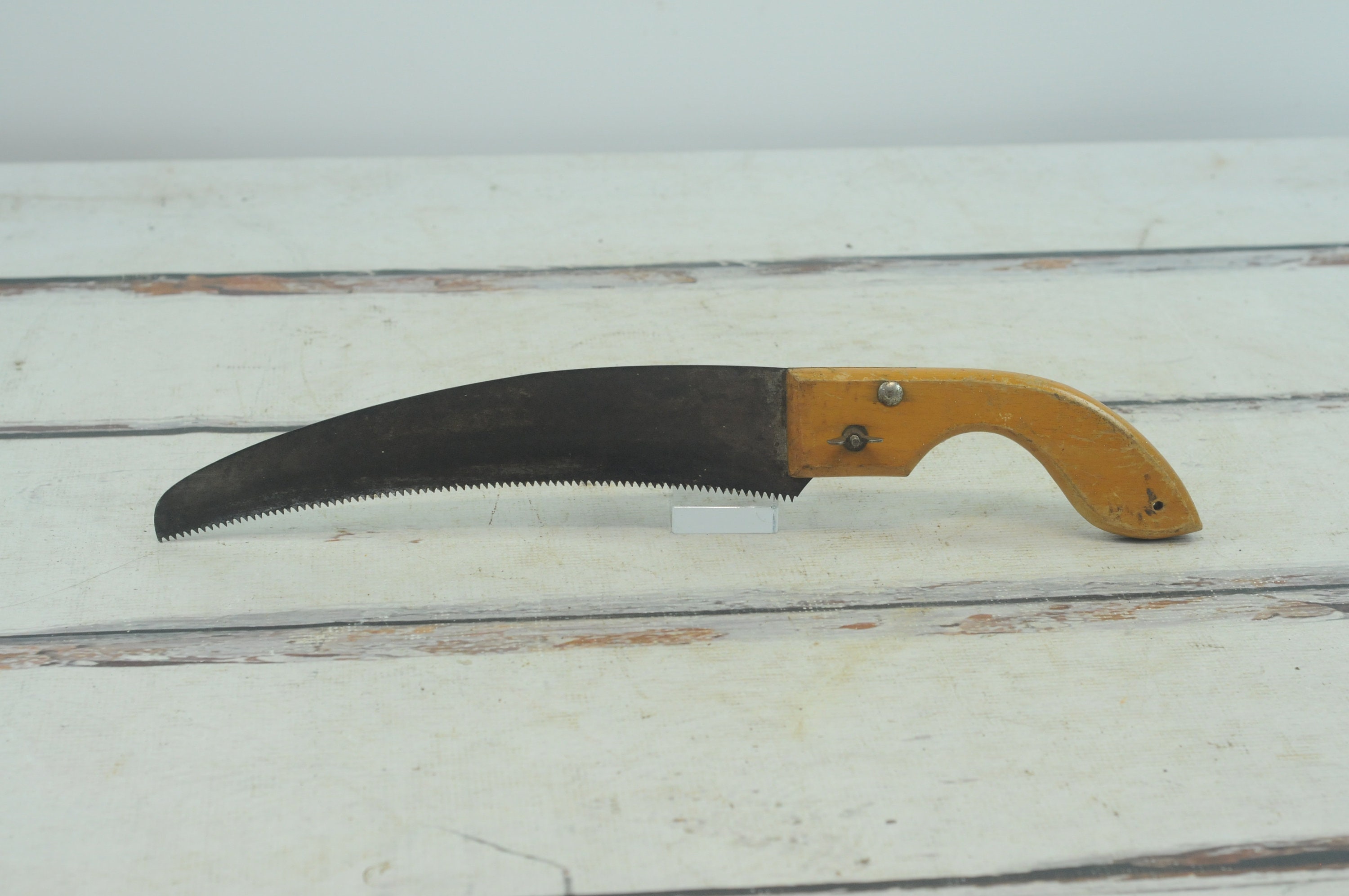 Vintage . Hand Saw Curved Blade Pruning Saw 2 Etsy UK