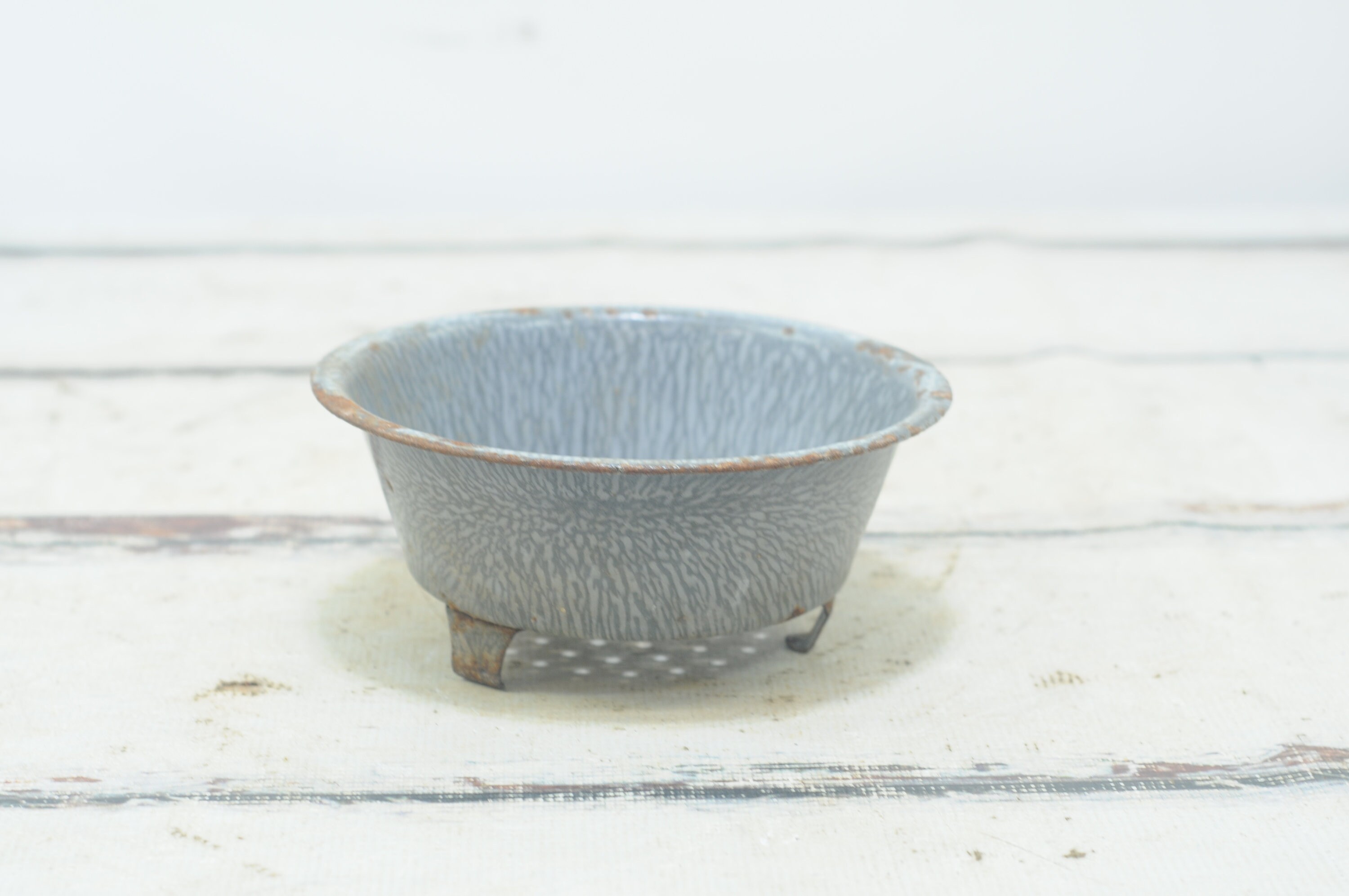 Vintage . Small Footed Colander Gray Graniteware Granite Ware Enamel ...