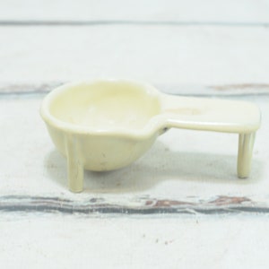 Vintage Yellow Enamel Coated Cast Iron Spoon Rest Ladle Rest Iron Spoon Rest Vintage Kitchen+