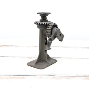 Vintage/Antique Model T? Ratchet Jack Car Jack Good Condition