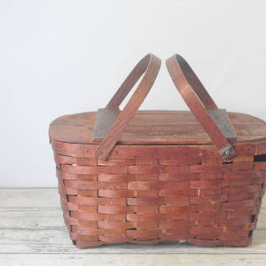 Vintage . Picnic Basket Woven Wood Picnic Basket Baskerville? Putney Vermont