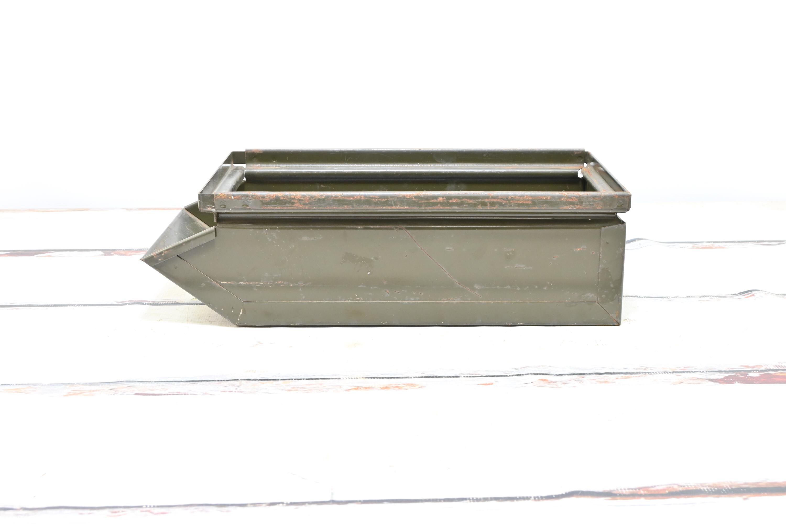 VINTAGE STACKING ボックス Vintage . Stackbin Metal Box Industrial Stacking Bins Parts Bin
