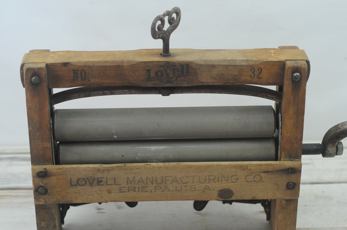 Antique . Lovell Brand No. 32 Hand Crank Clothing Wringer Etsy