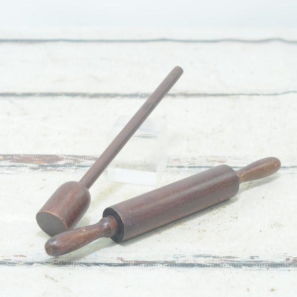 Vintage Decorative Wood Wooden Rolling Pin and Pestle Masher Kitchen Decor