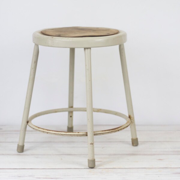 Industrial Shop Stool Lab Stool Metal Stool Short Industrial Shop Stool