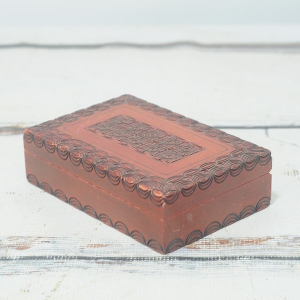 Vintage Intricately Carved Wood Trinket Jewelry Cigar Box Hand Carved Poland 7"X4.75"X2"