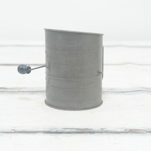 Vintage . 1940s Black Wood and Tin Bromwell&#39;s Flour Sifter Metal Handle and Wood Knob #2