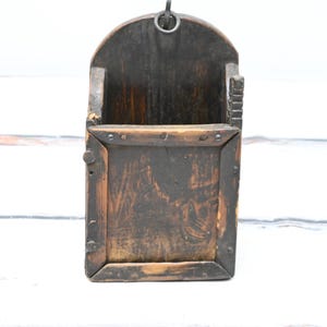Antique . Primitive Folk Art Farmhouse Wood Splinter Box Wall Box Candle Box #2 +
