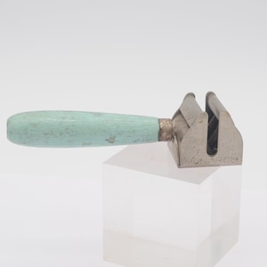 Antique . Monarch Knife Sharpener Turner & Seymour Co. Blue Wood Handle