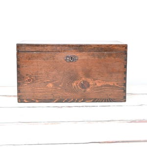 Antique/Vintage Handmade Primitive Folk Art Wooden Carpenters Box Chest Small Trunk