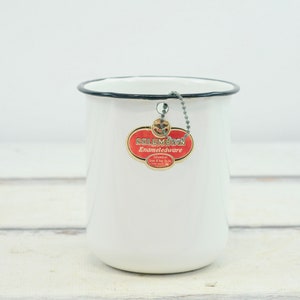 Antigüedad ./ Vintage Columbian Shabby White Enamelware Graniteware Water Irrigator Wash Pot