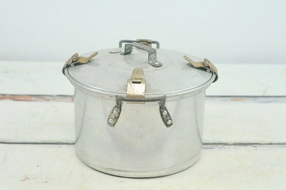 Vintage aluminum store pressure cooker