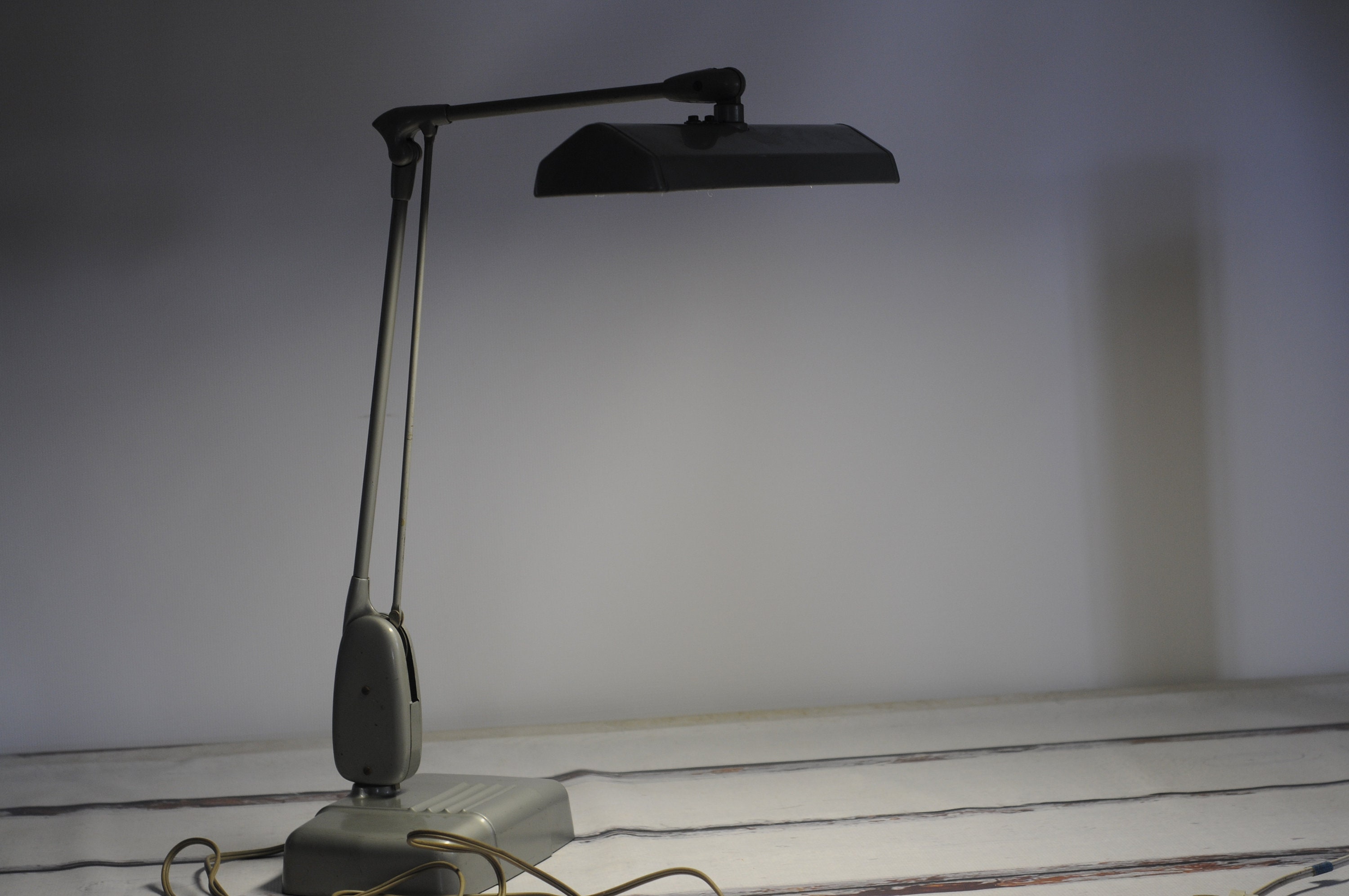 Vintage Dazor Floating Fixture Lamp Industrial Machine Age P-2324
