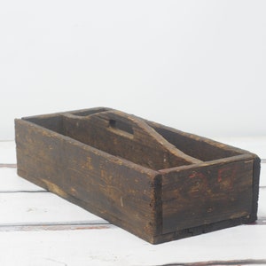 Antique ./ Vintage Wood Divided Tote Box Crate Wood Box With Dividers ...