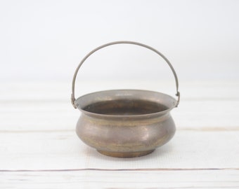 Vintage . Decorative Solid Brass Bowl With Swing Handle