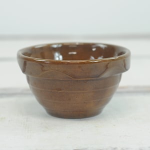 Vintage . Stoneware Prep Bowl Vintage Glazed Stoneware Brown Bowl 5"
