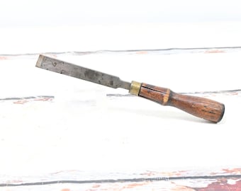 Antique/Vintage Buck Brothers 7/8" Wood Carving Tool Paring Chisel Straight Handle 12.5"L