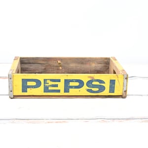 Vintage .  Pepsi Cola Beverage Wood Crate Soda Pop Wood Box Perry Florida