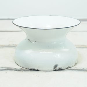 Antique Spittoon White And Blue Porcelain Enamel Cuspidor Tobacco Collectible Railroad Cuspidor Pool Hall Cuspidor