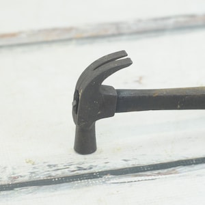 Vintage Small Flat Faced Curved Claw Hammer, C Hammond? 3.5&quot; Head, Farrier, Leather Worker, Gunsmith