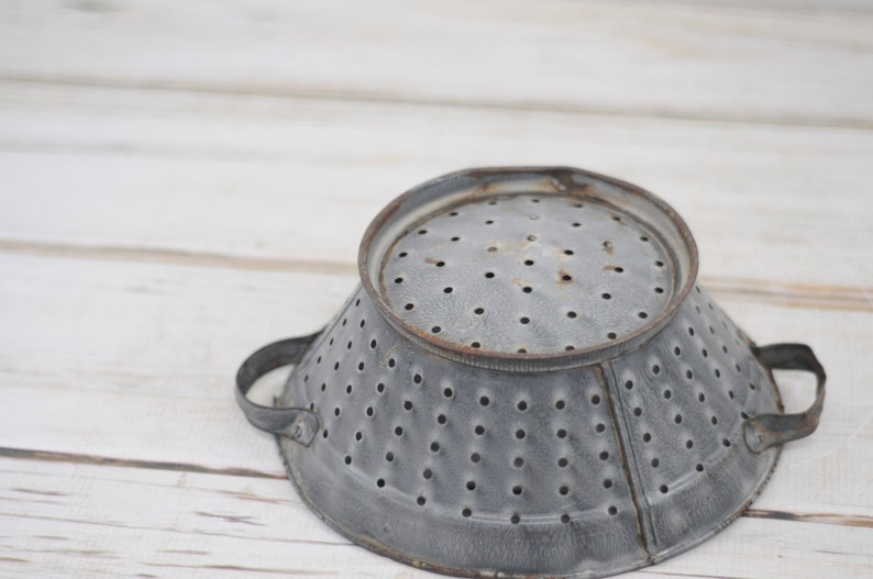 Colander Gray Graniteware Granite Ware Enamel Ware Strainer #8 Vintage