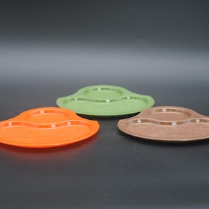 Vintage 1970s Nu-Dell Plastics Set of 3 Snack Drink Trays Orange, Green Brown Plates