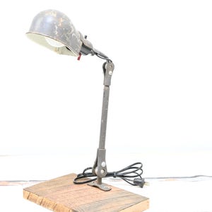 Vintage . Industrial Articulating Machine Age Lamp Light Shop Light Machine Light Craft Light Industrial Decor +