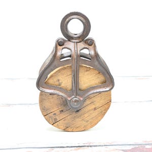 Vintage . Pulley Louden A21 Wood Iron  Pulley Block Tackle