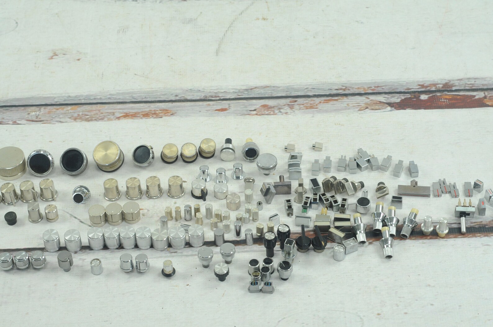 Vintage . Large Lot 140 Electronics Knobs Buttons Receiver Etsy
