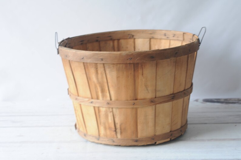 Vintage Split Wood Bushel Basket With Wire Handles Apple Etsy