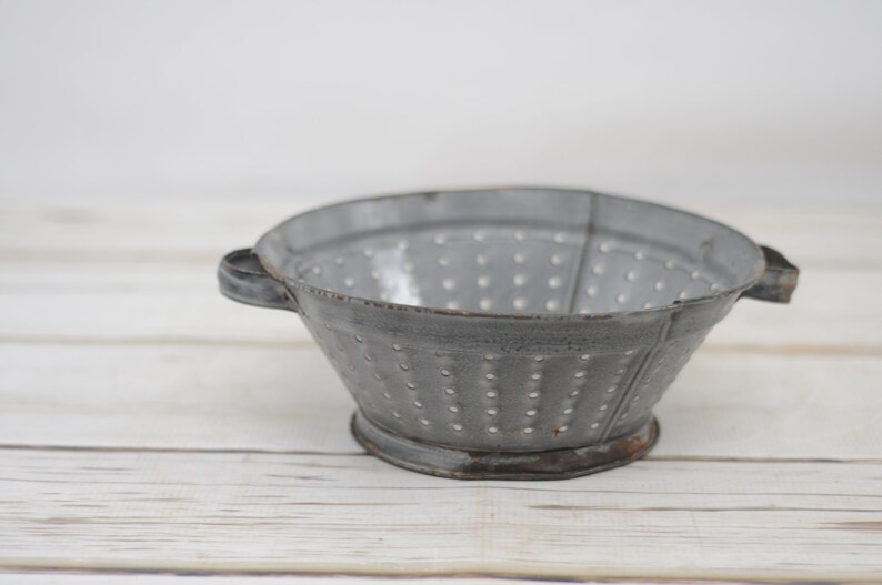 Colander Gray Graniteware Granite Ware Enamel Ware Strainer #8 Vintage