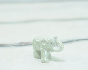 Vintage Schillernde Lüsterware Elefant Figur Lucky Trunk Up Made in Japan +