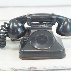 Vintage . Antique Black Bakelite Leich Desk Telephone No Dial Telephone Phone Hotel Phone Office Decor
