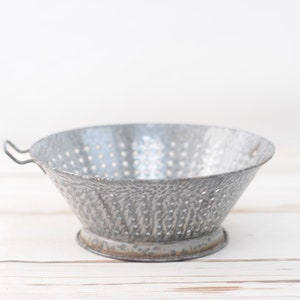 Vintage . Colander Gray Graniteware Granite Ware Enamel Ware Strainer #7