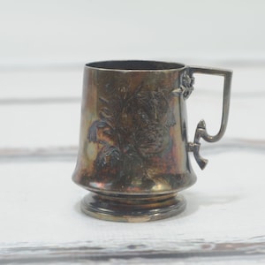 Vintage /Antique . Reed and Barton Silver Plate Baby Childs Cup Goblet Engrave Floral Name Elma Engraved
