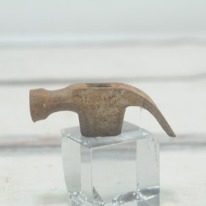 Vintage Claw Hammer Head 6 oz. Carpenters Hammer Cabinet Makers Hammer Blacksmith Hammer