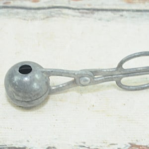 Pinças para fazer almôndegas de alumínio vintage Pinças para biscoitos Doug Baller fabricadas no Japão