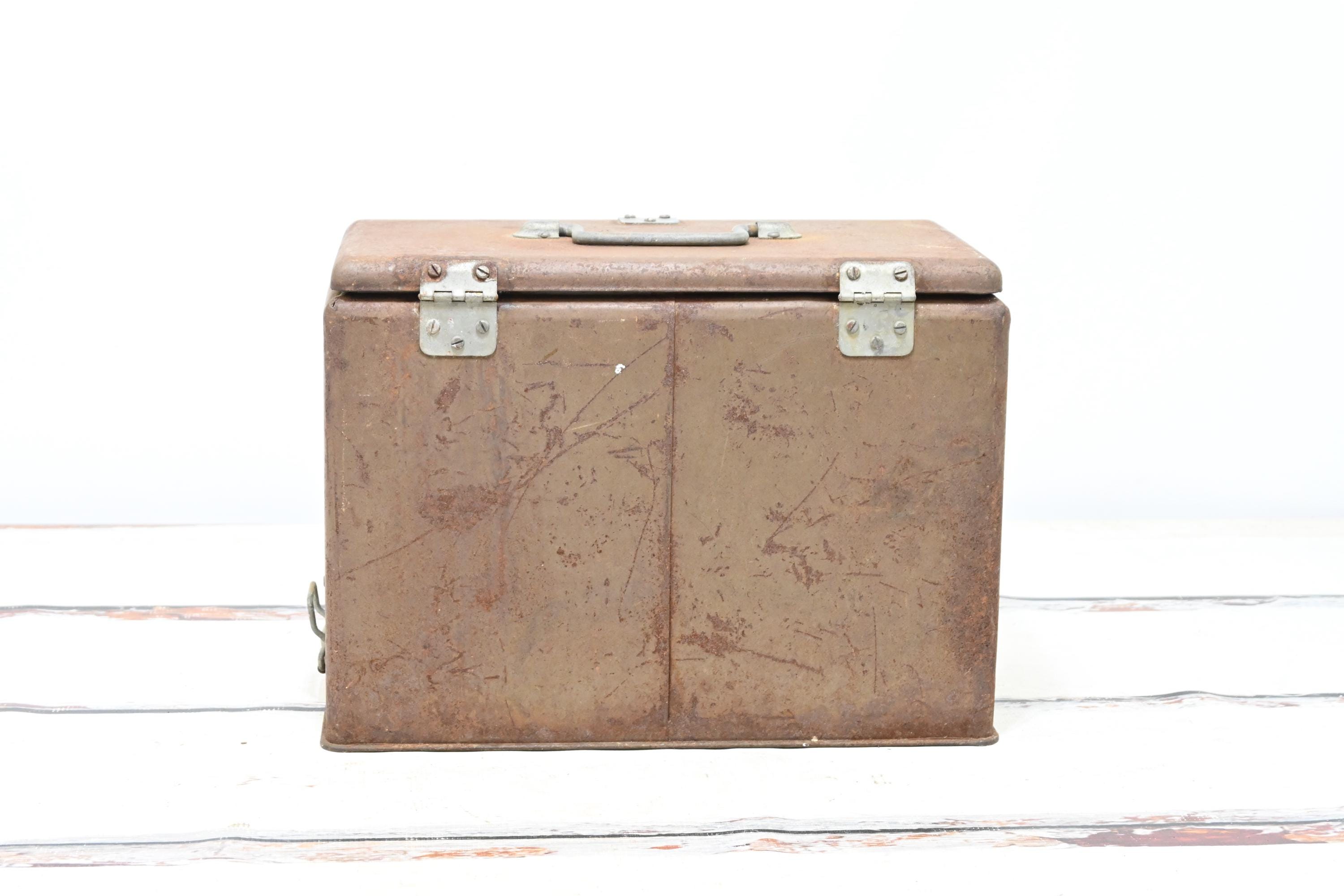 BIG！40s〜50sアメリカアンティーク金属製容器　USAヴィンテージガレージ Rare Vintage 1950's KARRYALL Little Brown Jug Metal Ice Cooler