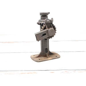 Vintage/Antique Model T? Ratchet Jack Car Jack Good Condition C80 or G80