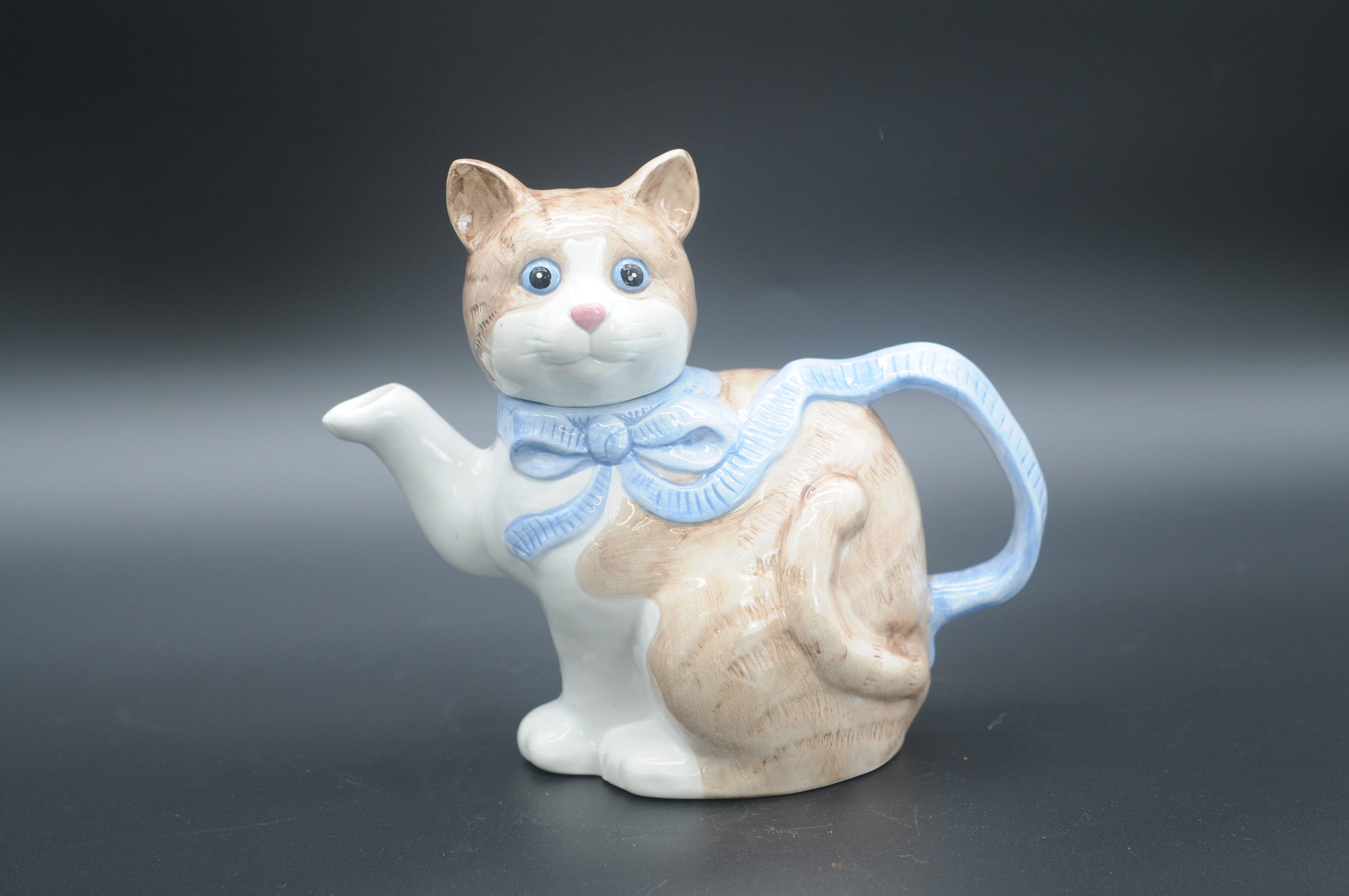 ねこちゃ！アンティーク！ヴィンテージ！ティーウォーマー水さし Vintage cat teapot - Etsy 日本