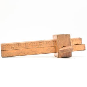 Antique ./ Vintage Handmade Panel Gauge Square Wood Scribe 2 Thumb Screws Measuring Compass Tool