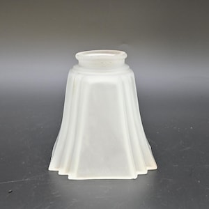 Vintage art-deco vierkante lampenkap matglas in hoeken gesneden 4 3/4&quot;H 2 1/4&quot; monteur
